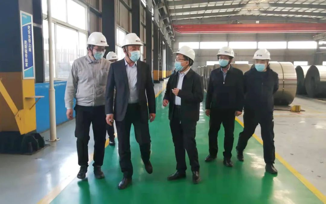 博興縣委常委、宣傳部部長、副縣長孫希軍一行到匯鑫集團(tuán)視察企業(yè)復(fù)工復(fù)產(chǎn)